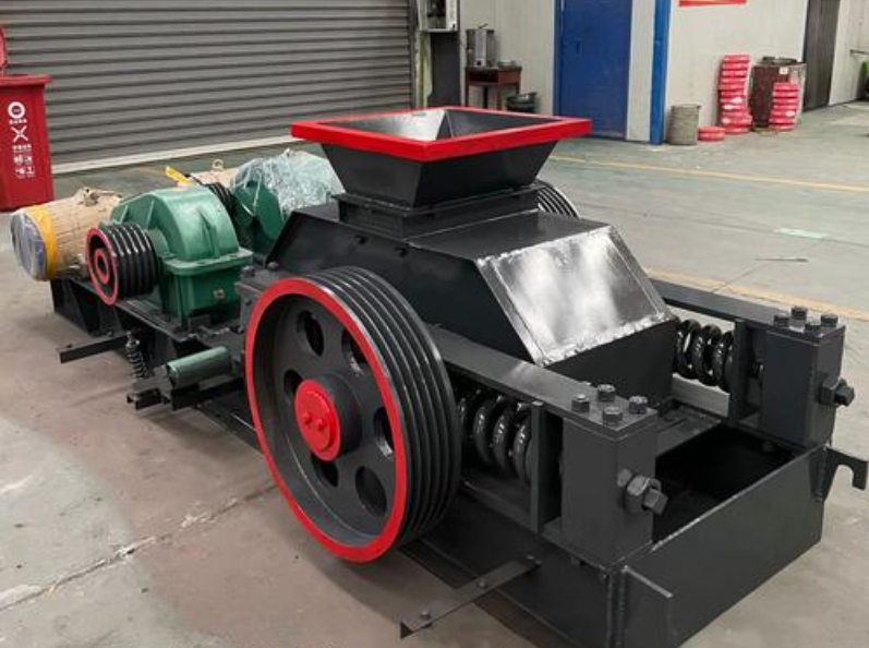 Coal Roller Crusher.jpg